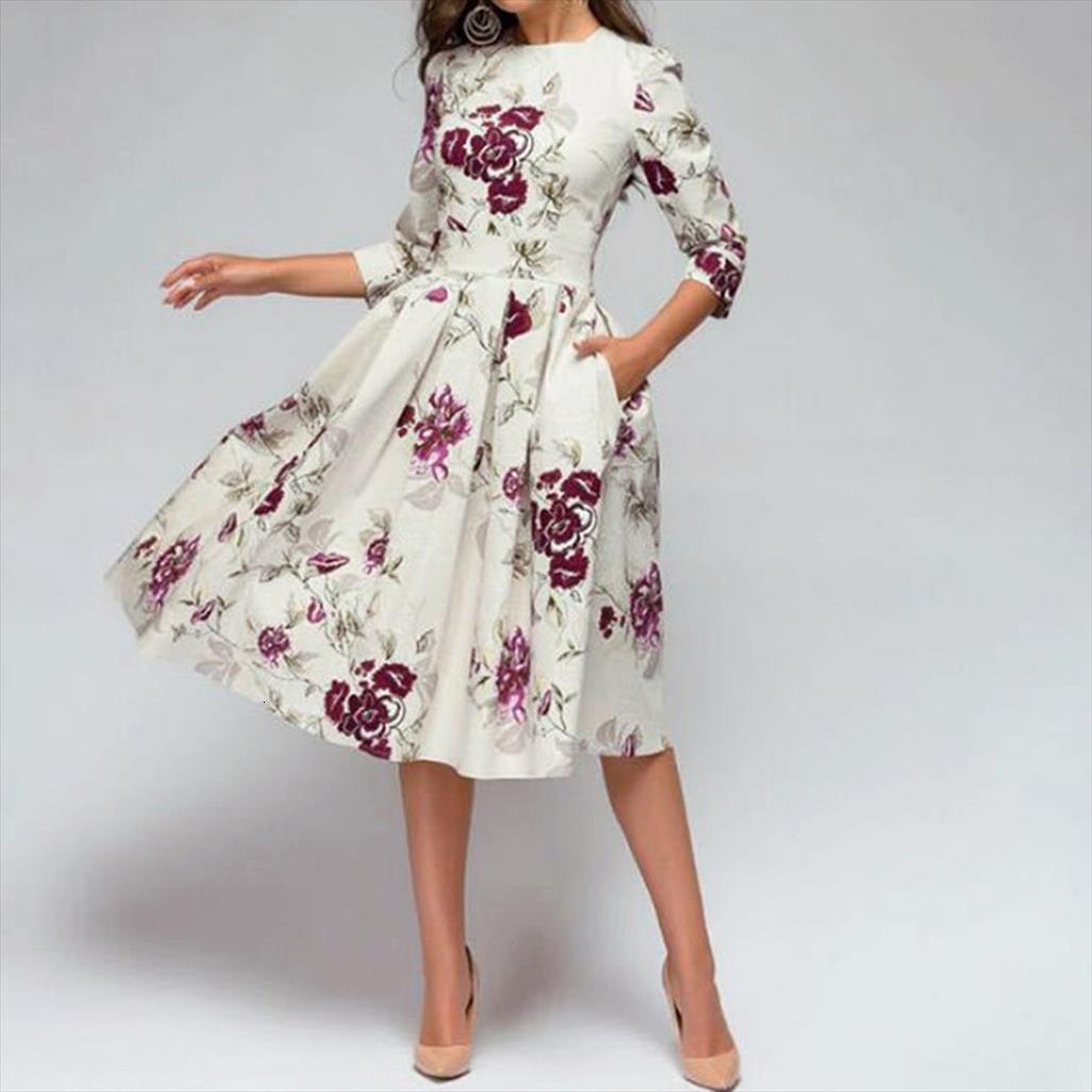 summer elegent a line women dress vintage printing plus size party vestidos, Black;gray
summer elegent a line women dress vintage printing plus size party vestidos, Black;gray