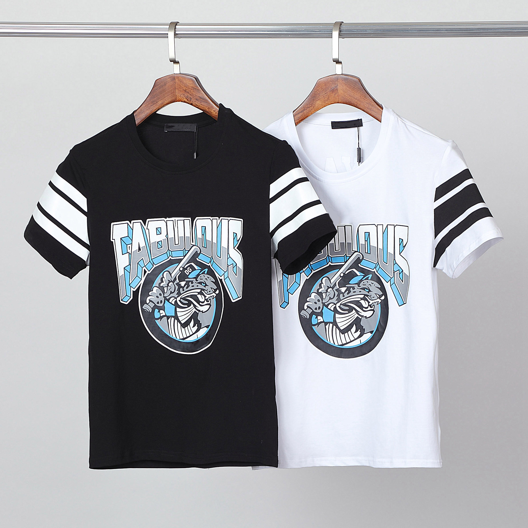 2021 Crown King designers mens T Shirt #D44 Europe off summer fashion tees luxury stylist classic royal streetwear white Tshirts Essentials, White;black
2021 Crown King designers mens T Shirt #D44 Europe off summer fashion tees luxury stylist classic royal streetwear white Tshirts Essentials, White;black