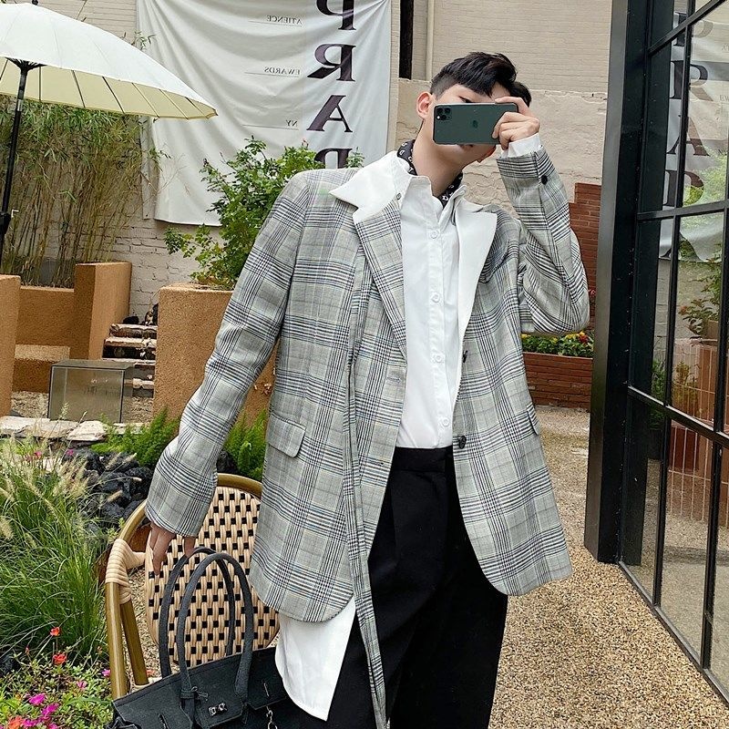 Men's Niche Design Style Mid Length Plaid Blazer 2021 New Korean Trend Splicing Fake Two Pieces Chic Suit Coat Male, White;black
Men's Niche Design Style Mid Length Plaid Blazer 2021 New Korean Trend Splicing Fake Two Pieces Chic Suit Coat Male, White;black