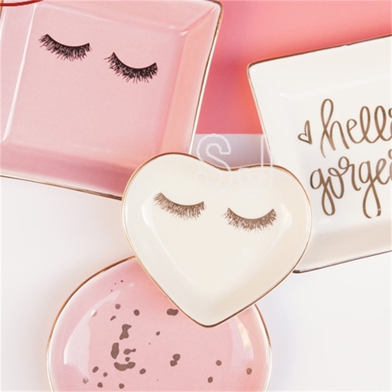 Small Gorgeous Pink Eyelash Square Dishes Porcelain Plate Ceramic Jewelry Decorative Vanity Tray Trinket Dish Table Decoration 20211223 Q2, As show
Small Gorgeous Pink Eyelash Square Dishes Porcelain Plate Ceramic Jewelry Decorative Vanity Tray Trinket Dish Table Decoration 20211223 Q2, As show