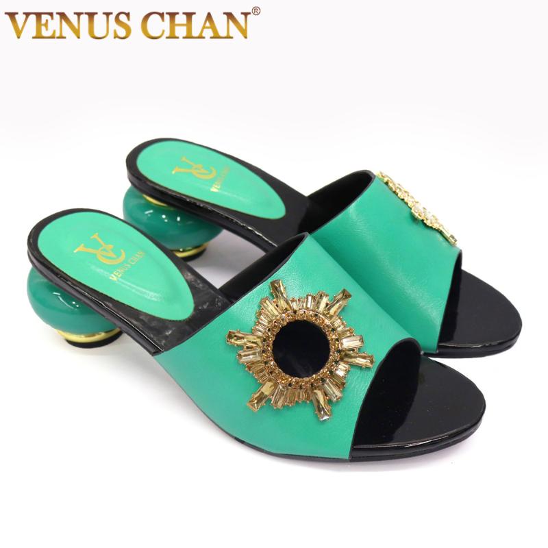 Ladies Pumps Women Shoes Fashion Party Wedding Decorated With Rhinestone Designer Luxury 2021 Dress, Black
Ladies Pumps Women Shoes Fashion Party Wedding Decorated With Rhinestone Designer Luxury 2021 Dress, Black