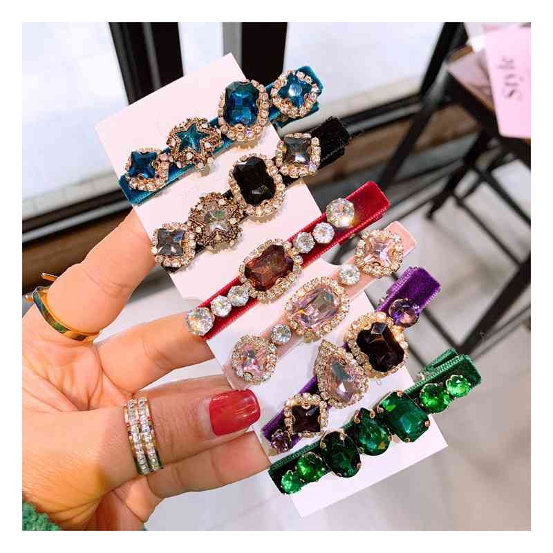 Barrettes Hairpin Korean Handmade Temperament Simple High-grade Rhinestone Court Style Velvet One-sided Clip Duck Beak, Golden;silver
Barrettes Hairpin Korean Handmade Temperament Simple High-grade Rhinestone Court Style Velvet One-sided Clip Duck Beak, Golden;silver