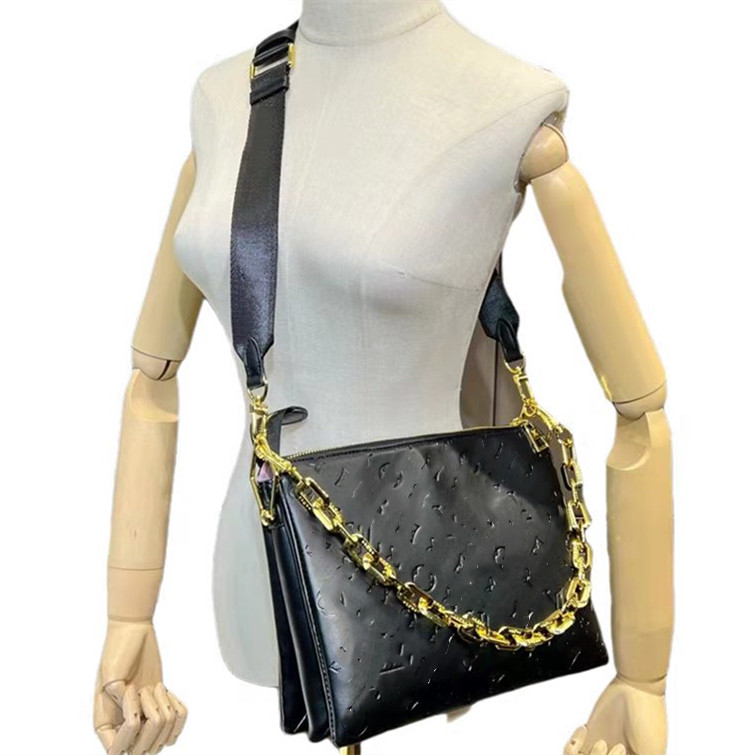 Designer bag fashion Womens crossbody bags luxury pouch Crossbody bag Simple design chain baguette bags Shoulder bag