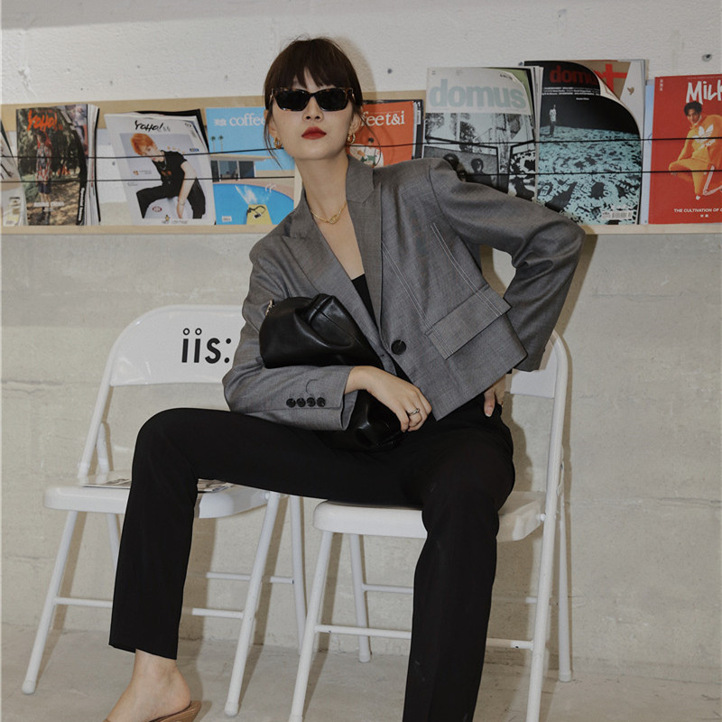 Grey Cropped Blazer Women Autumn Contrast Stitch Ladies Jacket Lapel Single Brested Short Coat Fashion 210427