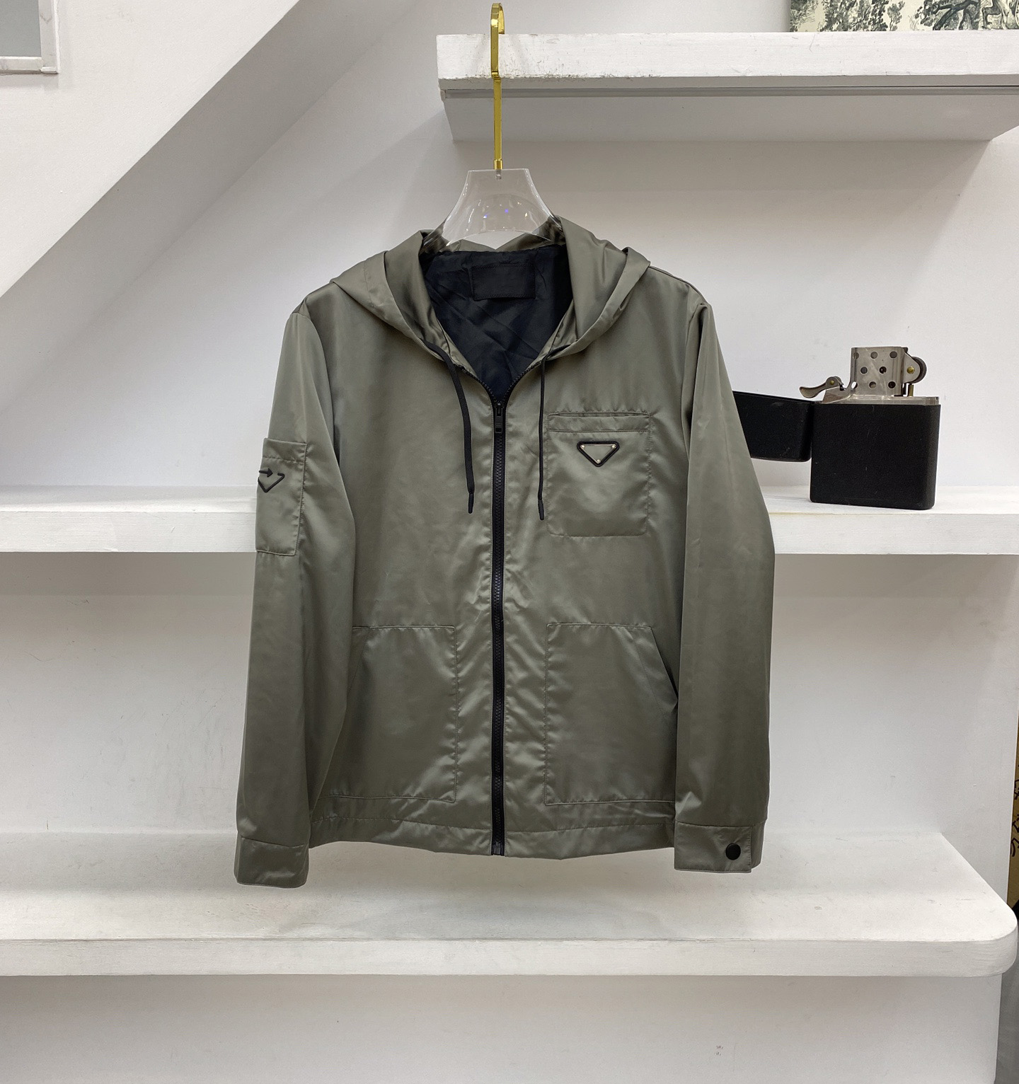 Autumn 2021 new fashion zipper jacket high quality pocket panel design comfortable breathable and luxurious mens coat, Black
Autumn 2021 new fashion zipper jacket high quality pocket panel design comfortable breathable and luxurious mens coat, Black