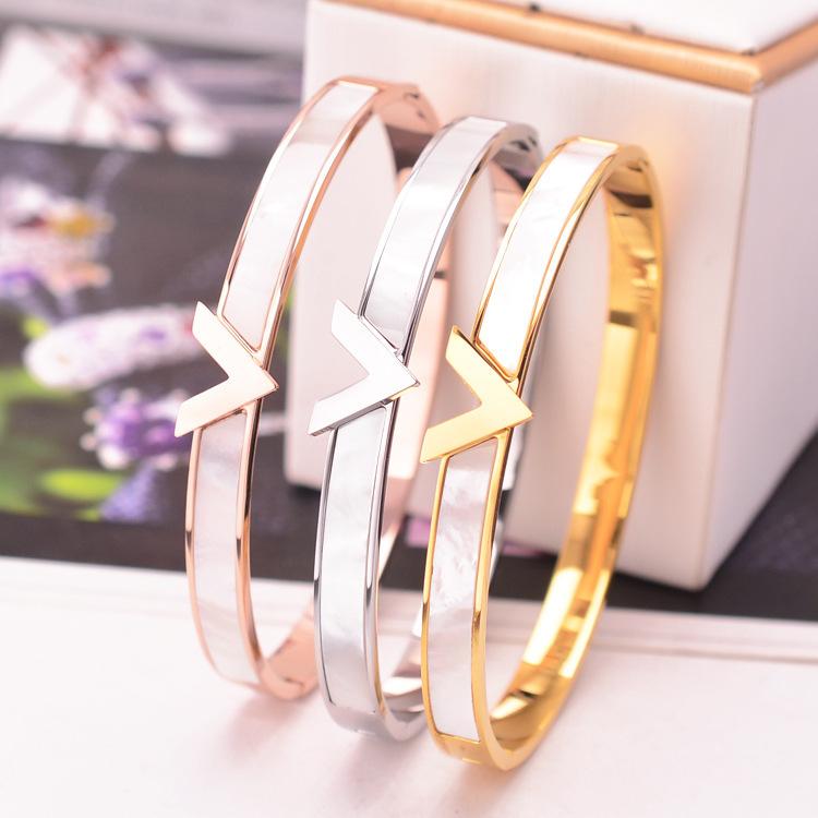 Bangle Shell V Rose Gold Bracelet Female Luxury Jewelry Designers Mens Couple Stainless Steel 
Bangle Shell V Rose Gold Bracelet Female Luxury Jewelry Designers Mens Couple Stainless Steel