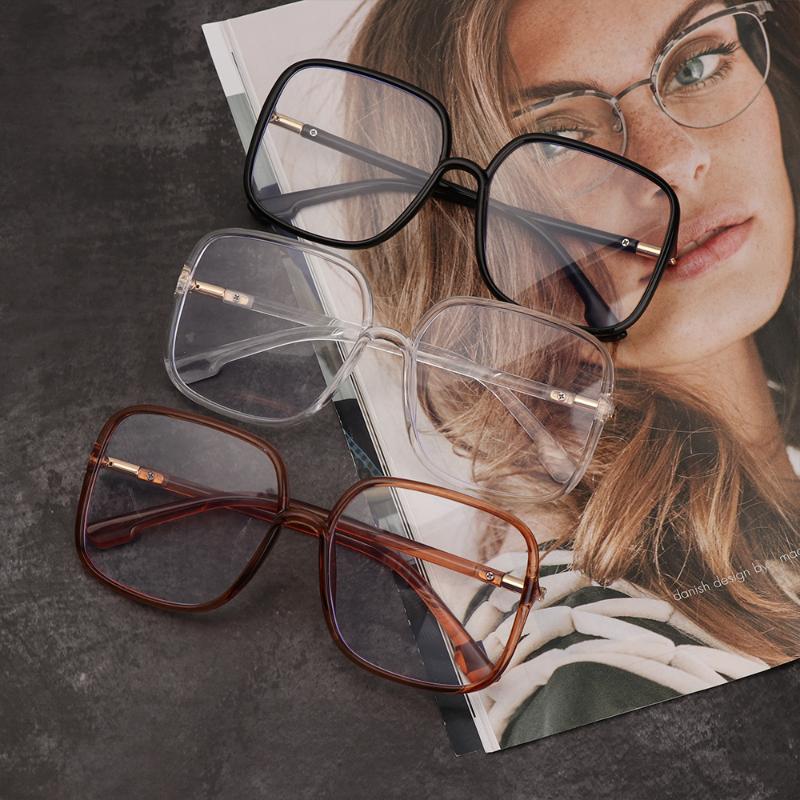 Sunglasses 1PC Women Metal Oversized Square Glasses Blue Light Blocking Men Vintage Frame Optical Spectacles Eyeglasse
Sunglasses 1PC Women Metal Oversized Square Glasses Blue Light Blocking Men Vintage Frame Optical Spectacles Eyeglasse