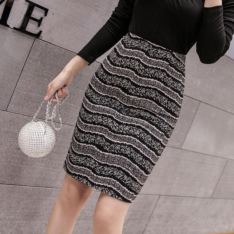 Skirts Plus Size -5xl Skirt Women Casual High Waist Print Pencil Elegant Korean Office Sexy Mini Jupe Femme, Black
Skirts Plus Size -5xl Skirt Women Casual High Waist Print Pencil Elegant Korean Office Sexy Mini Jupe Femme, Black