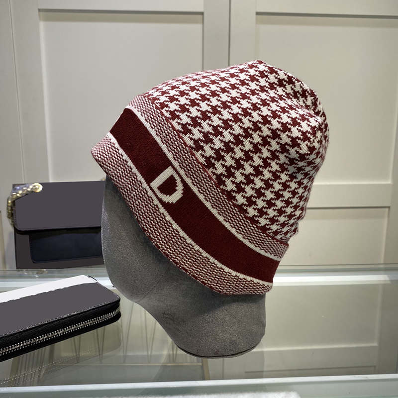 Luxurys Beanie Designers Knitted Hat Men's Women's Fashion Wool Cap high quality Sports Caps lovers outdoor warmth, Box
Luxurys Beanie Designers Knitted Hat Men's Women's Fashion Wool Cap high quality Sports Caps lovers outdoor warmth, Box