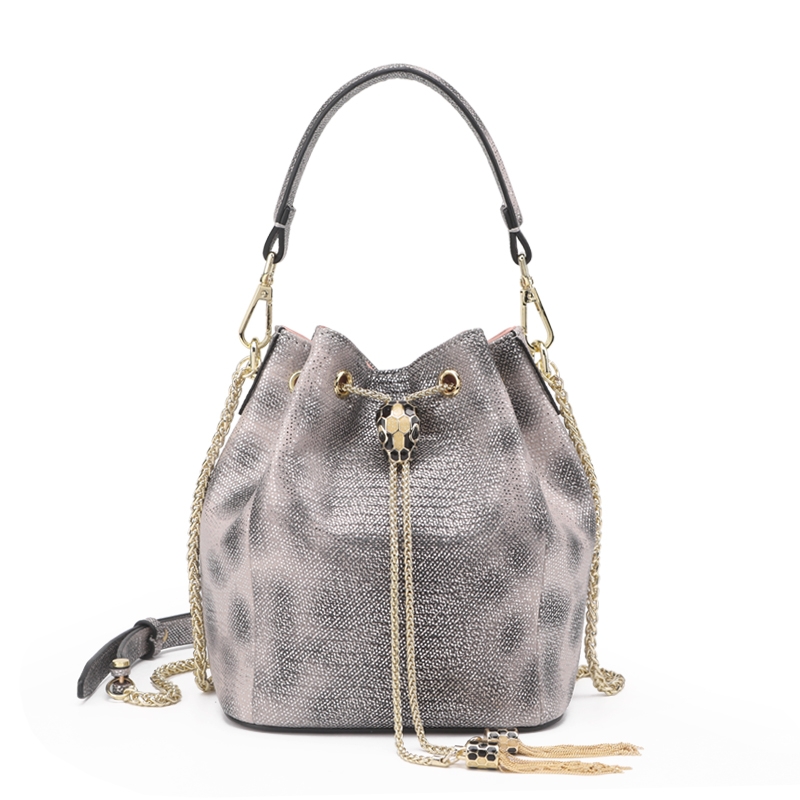 Early Autumn Fashion Eomen's Bucket Bags Handbag Shoulder Crossbody Bag Serpentine Adjustable Strap Trend INS Snake Head Chain Matching, Red
Early Autumn Fashion Eomen's Bucket Bags Handbag Shoulder Crossbody Bag Serpentine Adjustable Strap Trend INS Snake Head Chain Matching, Red