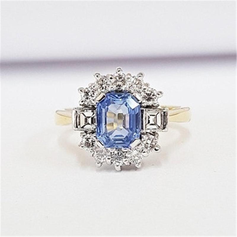 Cluster Rings Classical Luxury Zircon Female Ring Girl Lover Gift Party Charm Accessories Fashion Jewelry Engagement Wedding
Cluster Rings Classical Luxury Zircon Female Ring Girl Lover Gift Party Charm Accessories Fashion Jewelry Engagement Wedding