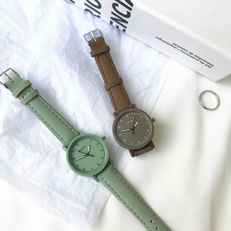 Vintage Leather Simple Women Watches Ulzzang Brand Fashion Quartz Watch Qualities Ladies Wristwatches Retro Casual Female Clock, Brown
Vintage Leather Simple Women Watches Ulzzang Brand Fashion Quartz Watch Qualities Ladies Wristwatches Retro Casual Female Clock, Brown