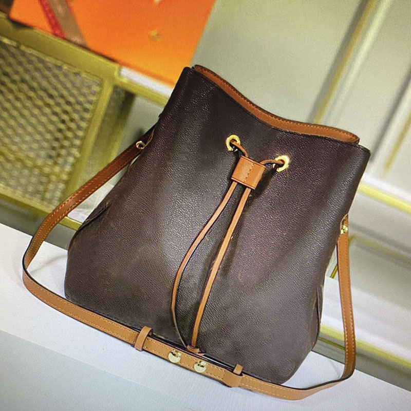 NEONOE MM Bucket Bag Designer Shoulder Bags Drawstring Buckets Handbags Luxury Fashion Purse Classic Casual Women Crossbody Tote Flower Woman Cross Body Handbag, Monograms caramel strap
NEONOE MM Bucket Bag Designer Shoulder Bags Drawstring Buckets Handbags Luxury Fashion Purse Classic Casual Women Crossbody Tote Flower Woman Cross Body Handbag, Monograms caramel strap