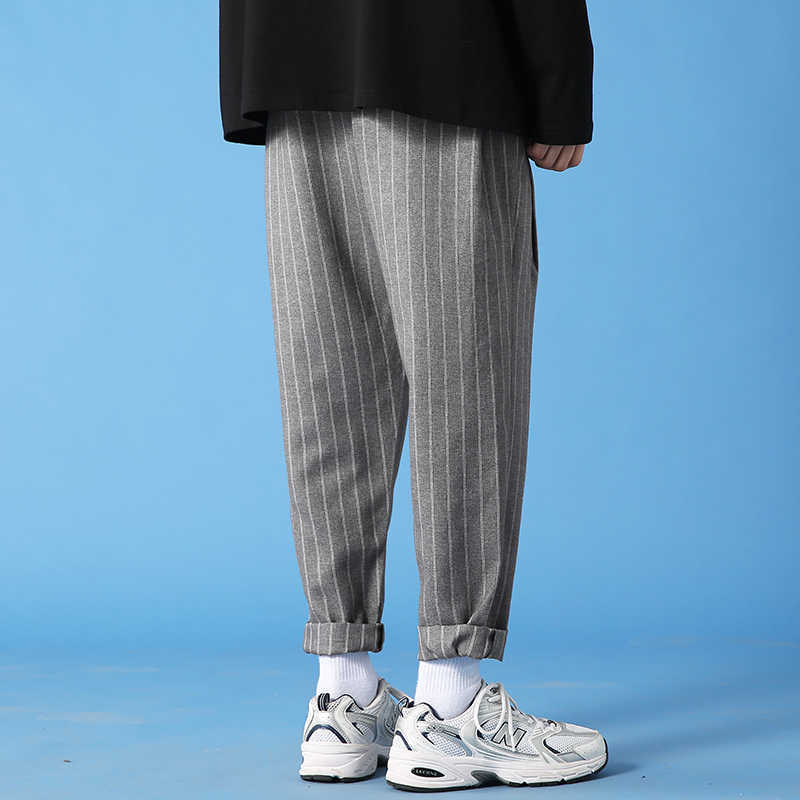 Japanese stripe Plaid Pants Men's Autumn Fashion Retro Casual Pants Men Streetwear Wild Loose Drawstring Male Harem Pants 211108