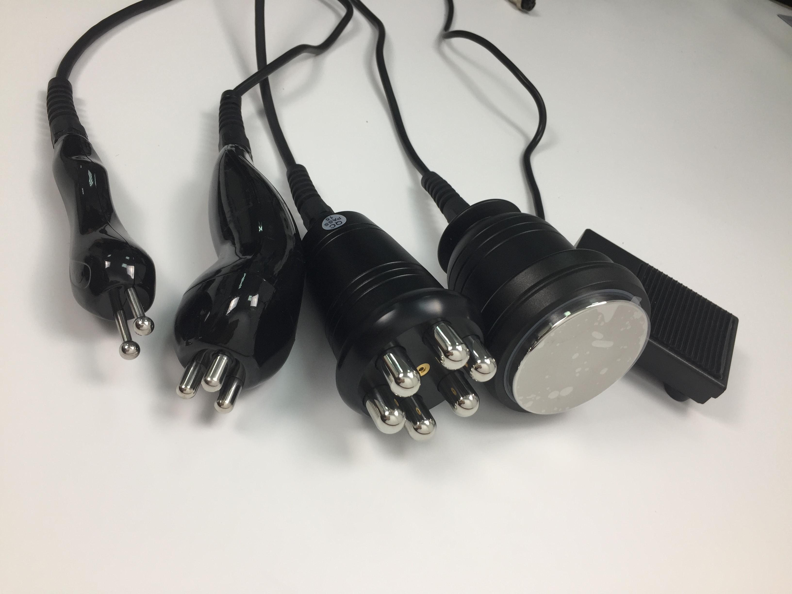 Beauty Salon Equipment Cavitation RF Ultrasound 40K Cavitation Slimming Machine 5Mhz Rf Lifting 40Khz Cavitation CE Approval new
Beauty Salon Equipment Cavitation RF Ultrasound 40K Cavitation Slimming Machine 5Mhz Rf Lifting 40Khz Cavitation CE Approval new