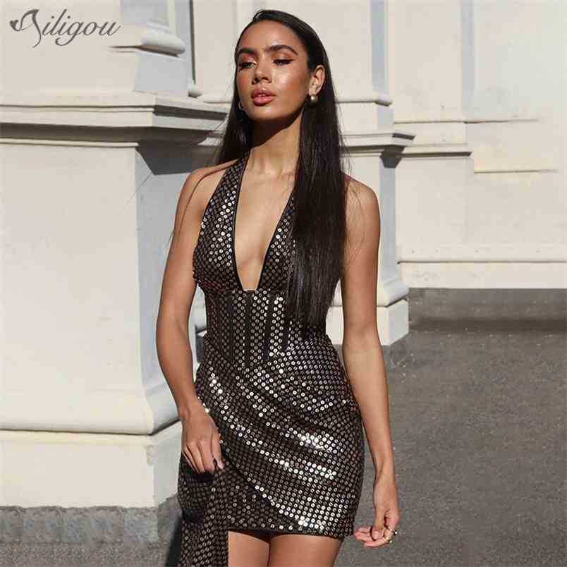 Summer Trendy Sparkling Gold Sequins Sexy Deep V Neck Sleeveless Open Back Design Celebrity Party Mini Dress 210525
Summer Trendy Sparkling Gold Sequins Sexy Deep V Neck Sleeveless Open Back Design Celebrity Party Mini Dress 210525