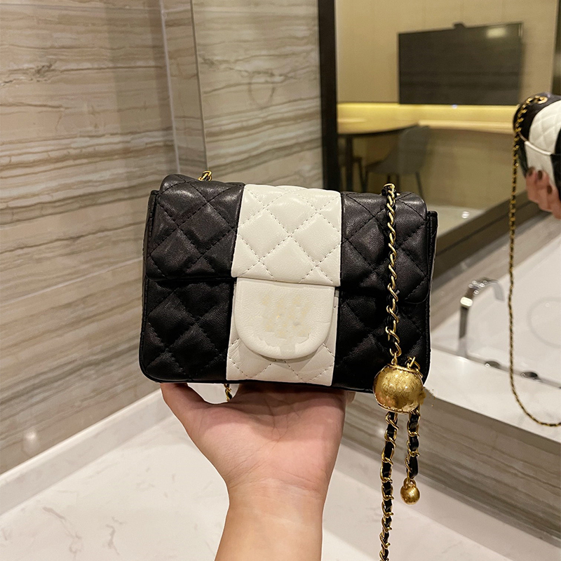 women Shoulder Leather Bag Fashion Flap Chain Small Golden Ball Crossbody Classic Diamond Check Quilted Brand Handbag Luxury High Quality Designer Totes Bag, White
women Shoulder Leather Bag Fashion Flap Chain Small Golden Ball Crossbody Classic Diamond Check Quilted Brand Handbag Luxury High Quality Designer Totes Bag, White