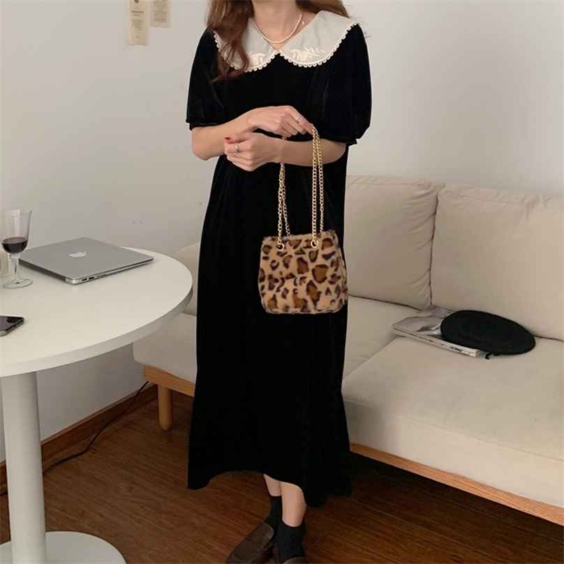 Women French Retro Solid Dress Velvet Loose Gentle Short Sleeves Elegant Long Chic Female Fashion Clothe 210525, Black
Women French Retro Solid Dress Velvet Loose Gentle Short Sleeves Elegant Long Chic Female Fashion Clothe 210525, Black