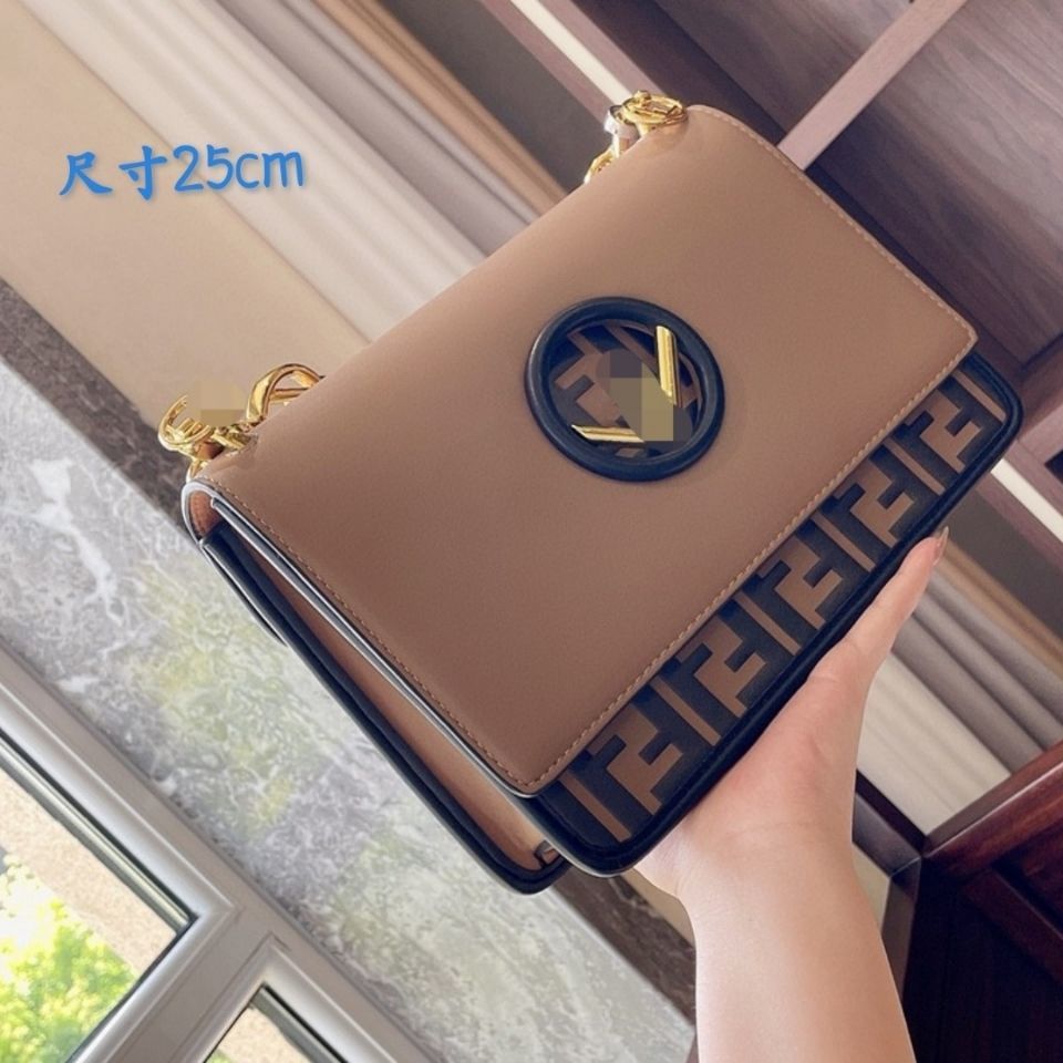 Handbag Fend 21 New Cowhide Women's Bag Red Book Same Leather Small Square Cross Shoulder Retro Printing Relief 25cm Zly Luxurys s, Black
Handbag Fend 21 New Cowhide Women's Bag Red Book Same Leather Small Square Cross Shoulder Retro Printing Relief 25cm Zly Luxurys s, Black