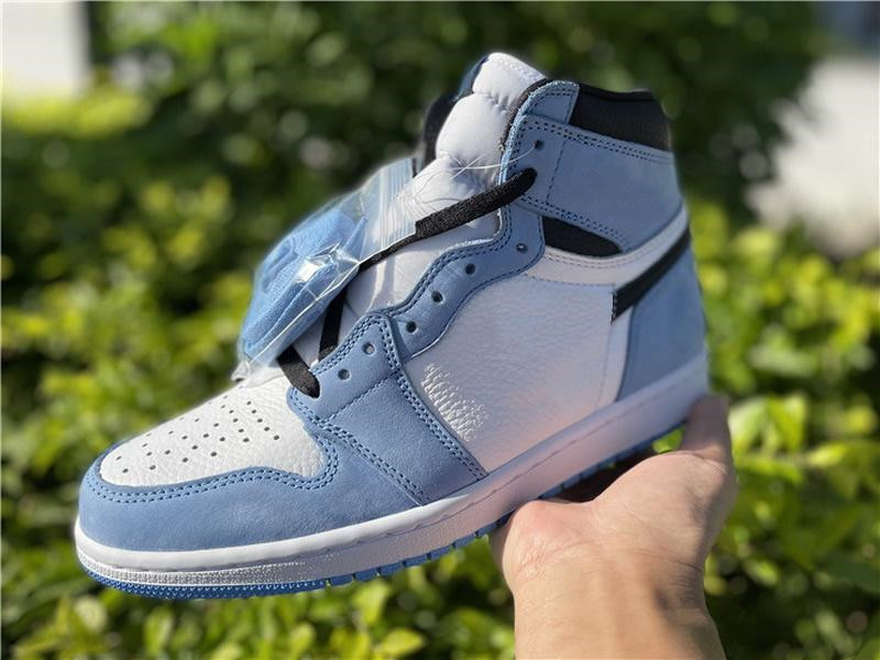 Hyper Royal shoes University Blue Dark Mocha 1 High Men Basketball Obsidian Chicago Sports Sneakers Turbo Green White Bio Hack Black