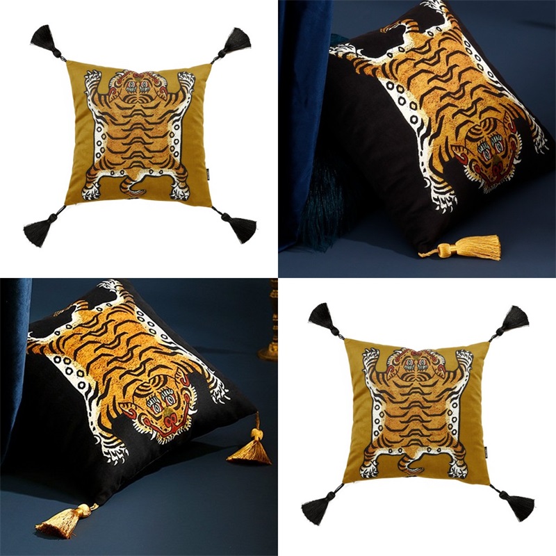 DUNXDECO Cushion Cover Decorative Square Pillow Case Vintage Artistic Tiger Print Tassel Soft Velvet Coussin Sofa Chair Bedding 967 R2
DUNXDECO Cushion Cover Decorative Square Pillow Case Vintage Artistic Tiger Print Tassel Soft Velvet Coussin Sofa Chair Bedding 967 R2