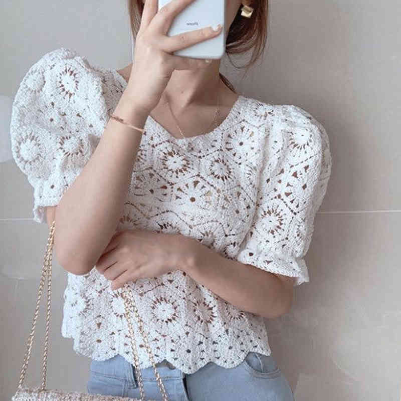 Streetwear Summer Tops Women Floral Puff Sleeve Shirt Female Hollow Out White Pullover Lace Blouse Blusas 9684 210508