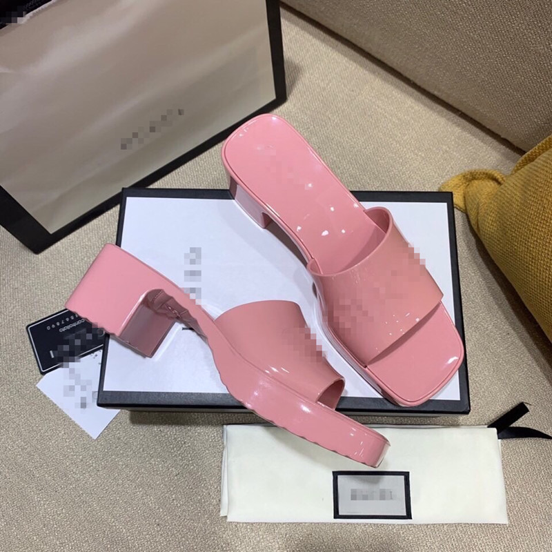 2021 fashion women's sandals slippers European and American stars recommend thick soled heel luxury rubber shoes comfortable design doe, Black
2021 fashion women's sandals slippers European and American stars recommend thick soled heel luxury rubber shoes comfortable design doe, Black