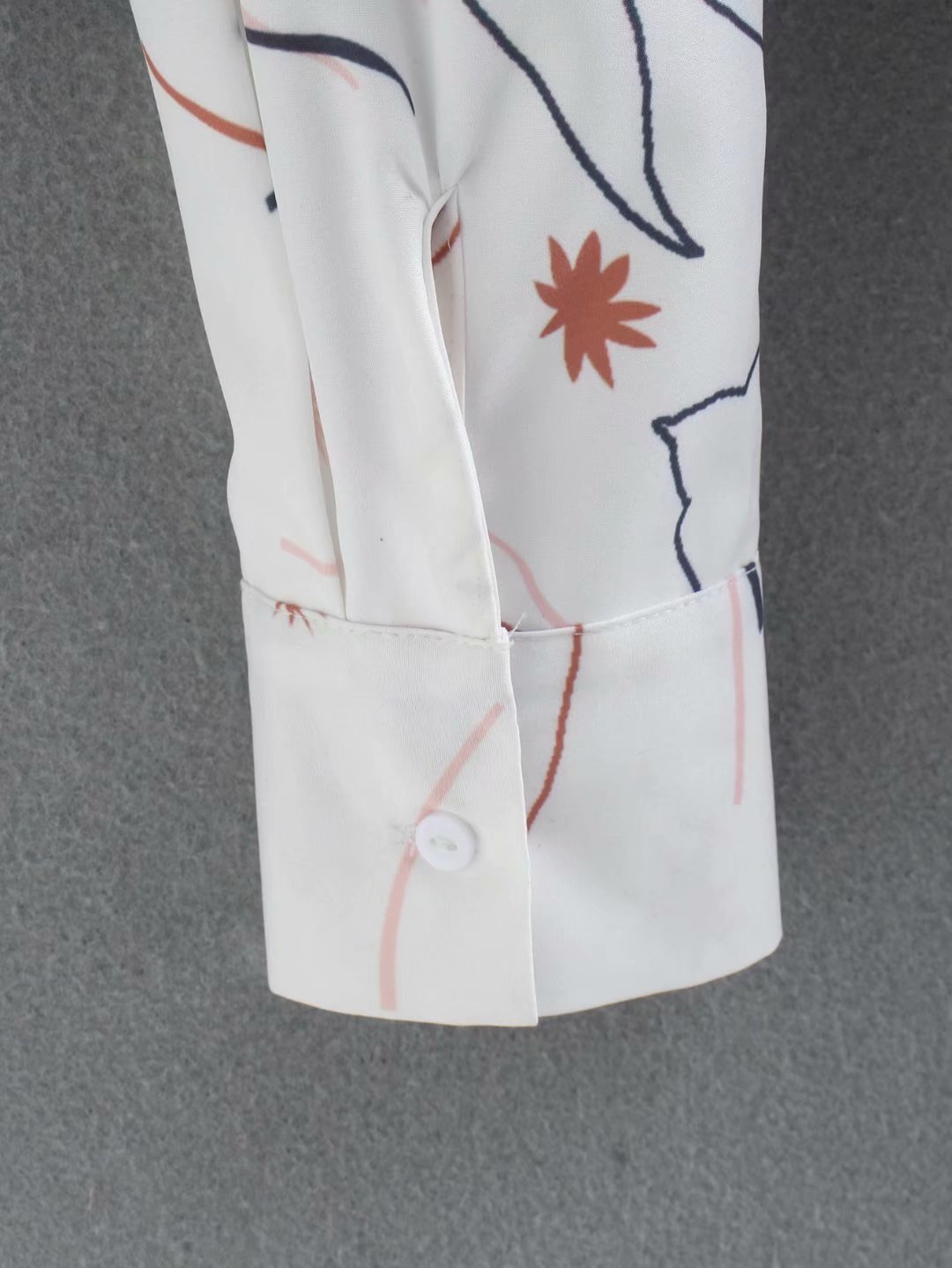 Cartoon Print Plus Size Skin-friendly Chic Female Shirt Top Lapel Single-breasted Long-sleeved Women's Tops 210507