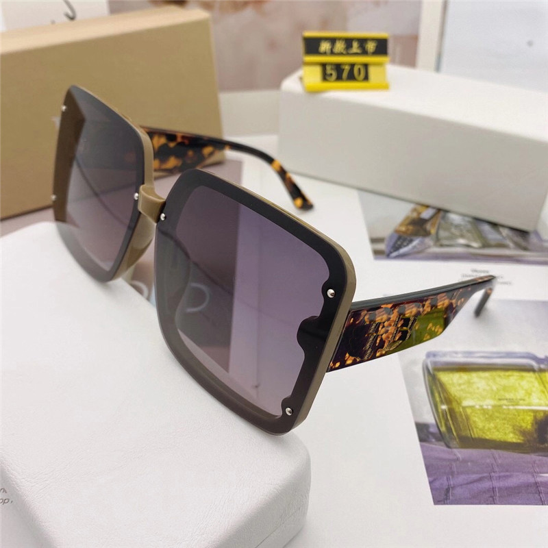 men Costa sunglasses Classic Driving Designers women Sun glasses UV Protection Fashion Luxurys Sport Eyewear color lens with box, White;black
men Costa sunglasses Classic Driving Designers women Sun glasses UV Protection Fashion Luxurys Sport Eyewear color lens with box, White;black