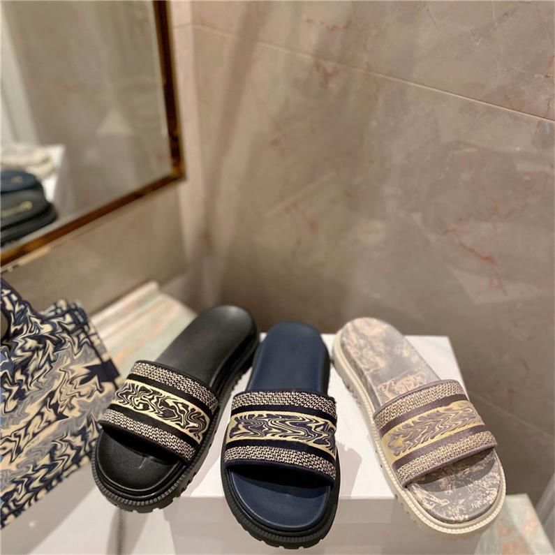 2022 New Paris dway Womens Scuffs Slippers Beautiful Shoes Summer Sandals Beach Slides Ladies Flip Flops loafers Sexy Floral Navy embroidered Dazzle Girls outdoor, Color9
2022 New Paris dway Womens Scuffs Slippers Beautiful Shoes Summer Sandals Beach Slides Ladies Flip Flops loafers Sexy Floral Navy embroidered Dazzle Girls outdoor, Color9