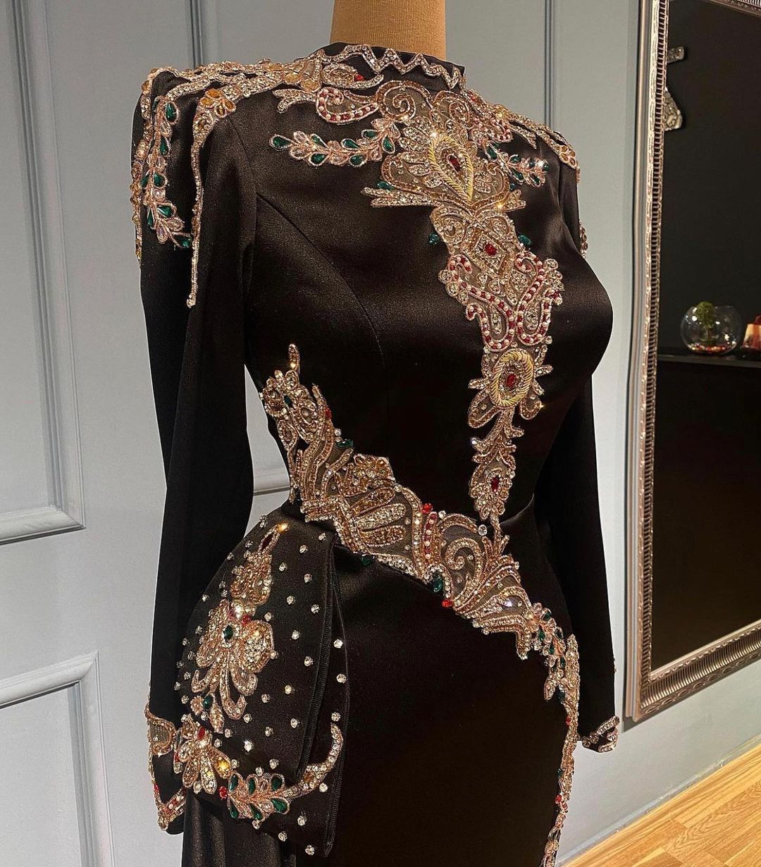 2022 Plus Size Arabic Aso Ebi Muslim Black Luxurious Prom Dresses Lace Beaded Crystals Evening Formal Party Second Reception Birthday Engagement Gowns