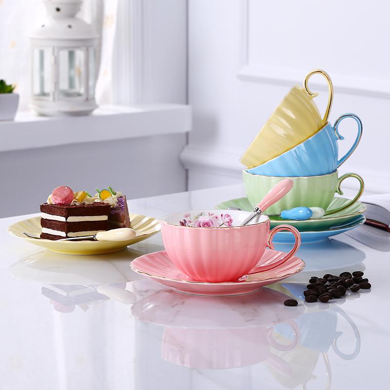 Mugs Creative Color Bone China Pumpkin Coffee Cup Saucer Phnom Penh Embossed Ceramic 200ML
Mugs Creative Color Bone China Pumpkin Coffee Cup Saucer Phnom Penh Embossed Ceramic 200ML