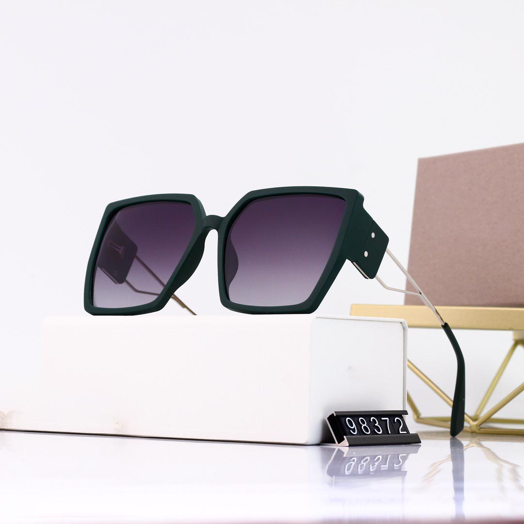 Desingers Sunglasses Luxurys Beach Sun Bathing Driving Cool Photos for travel must-have Special Anti-high Beam Driver Mirror Day and Night Dual-purpose nice pretty
Desingers Sunglasses Luxurys Beach Sun Bathing Driving Cool Photos for travel must-have Special Anti-high Beam Driver Mirror Day and Night Dual-purpose nice pretty