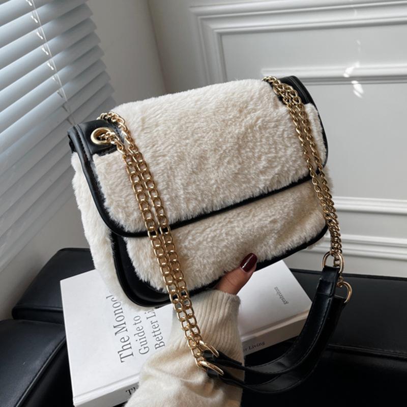 Evening Bags 2021 Autumn And Winter Plush Women's Bag Fashion Crossbody Female Fur Square Shape One Shoulder Flip Handbag
Evening Bags 2021 Autumn And Winter Plush Women's Bag Fashion Crossbody Female Fur Square Shape One Shoulder Flip Handbag