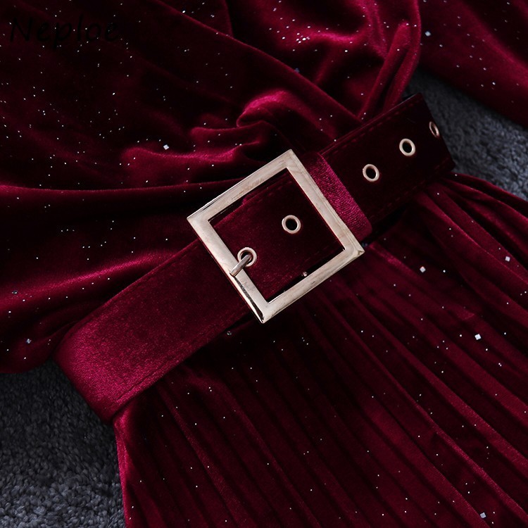 Neploe Elegant Chic Sequined Gold Velvet Pleated Dresses Women New Cross V-neck Vestidos Autumn Ball Gown Dress With Belt 210422