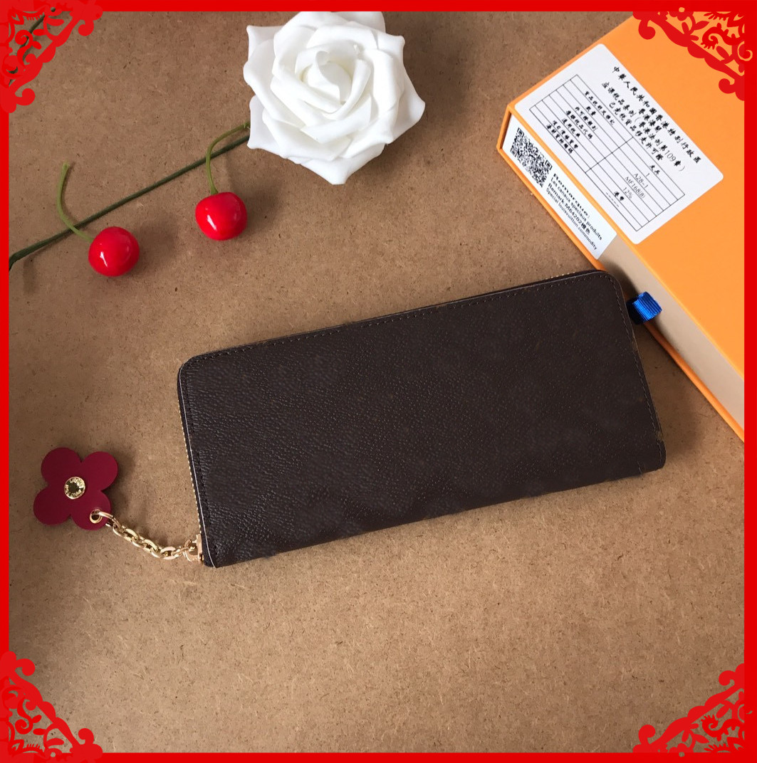 Multi Pochette new Genuine Leather wallet bags holds high quality fashion Star letter Card Holder classical women key holder coin Luxurys De, Red;black
Multi Pochette new Genuine Leather wallet bags holds high quality fashion Star letter Card Holder classical women key holder coin Luxurys De, Red;black