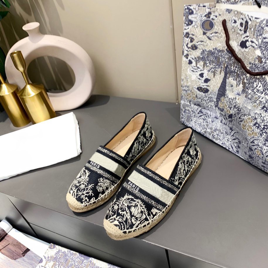 Granville Espadrille shoes casual Toile JUTE flats slip on Reverse Embroidered for women Luxury designers brand Espadrilles flats Shoe loafers factory Footwear, Gift(not sold separately)
Granville Espadrille shoes casual Toile JUTE flats slip on Reverse Embroidered for women Luxury designers brand Espadrilles flats Shoe loafers factory Footwear, Gift(not sold separately)