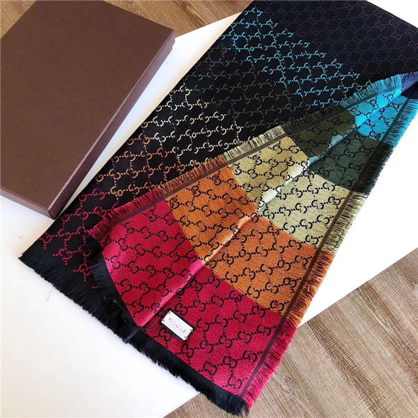 2021 winter fashion designer ladies scarf popular long bib wool shawl tide brand men and women thickening warmth and antifreeze
2021 winter fashion designer ladies scarf popular long bib wool shawl tide brand men and women thickening warmth and antifreeze