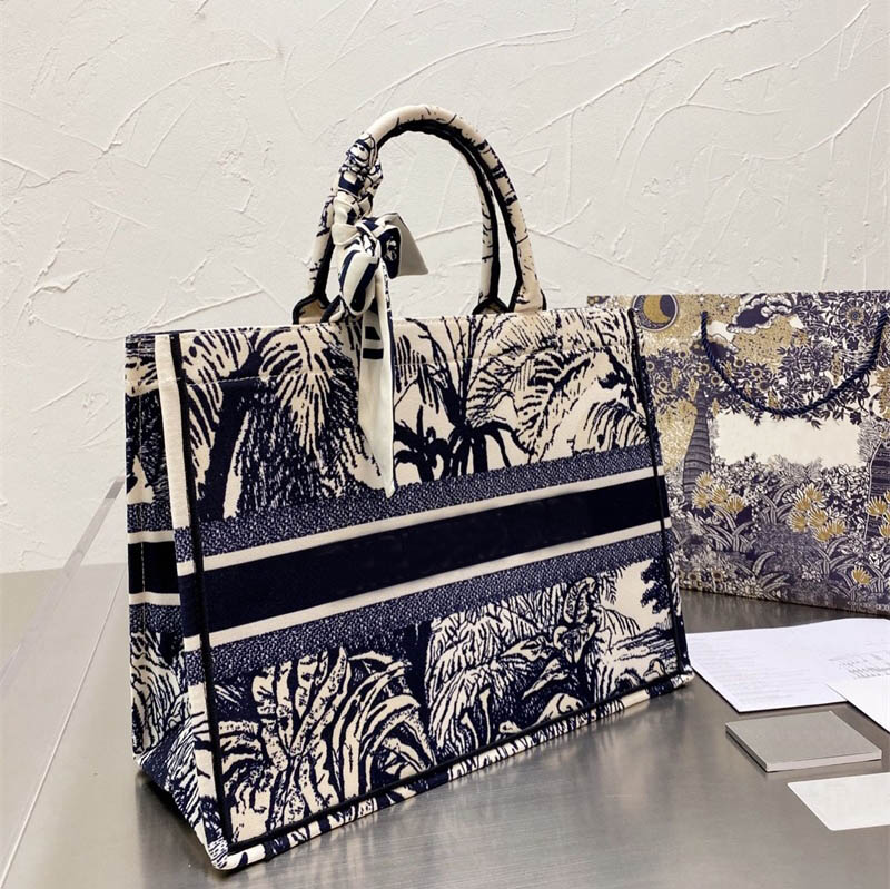fashion women shoulder bags crossbody messenger classic shopping bagsfemale handbag woman's armpit tags b048
fashion women shoulder bags crossbody messenger classic shopping bagsfemale handbag woman's armpit tags b048