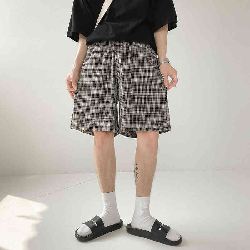 IEFB Vintage Black Plaid Shorts Men's Loose Drawstring Elastic Waist Wide Leg Casual Knee Length Pants Summer 9Y6982 210524