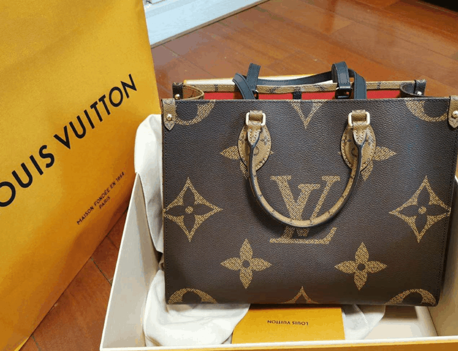 GG's Louis's Louis's Vittoning Lvs Vuttins Shoulder Bags Women Leather Luxury Designer Handbag Female Fashion Messenger Crossbody Bag Purse
GG's Louis's Louis's Vittoning Lvs Vuttins Shoulder Bags Women Leather Luxury Designer Handbag Female Fashion Messenger Crossbody Bag Purse