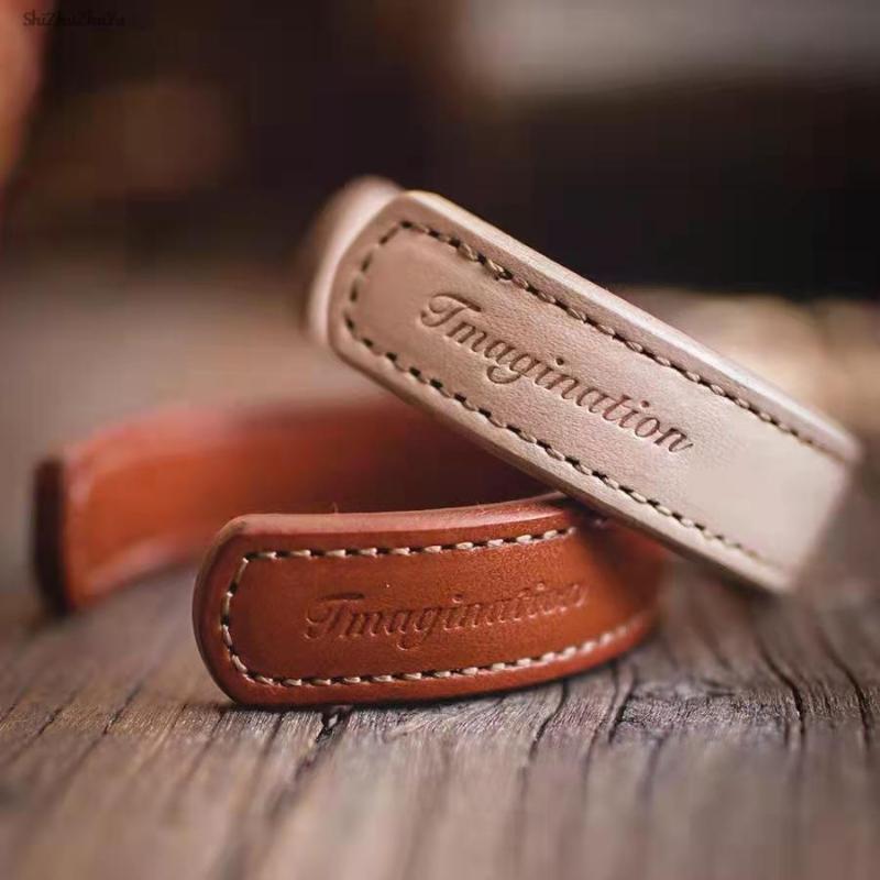 Bangle Simple Retro Vegetable Tanned Leather Bracelet Khaki Letter Printing Semi-open PU Single Men's Accessories
Bangle Simple Retro Vegetable Tanned Leather Bracelet Khaki Letter Printing Semi-open PU Single Men's Accessories