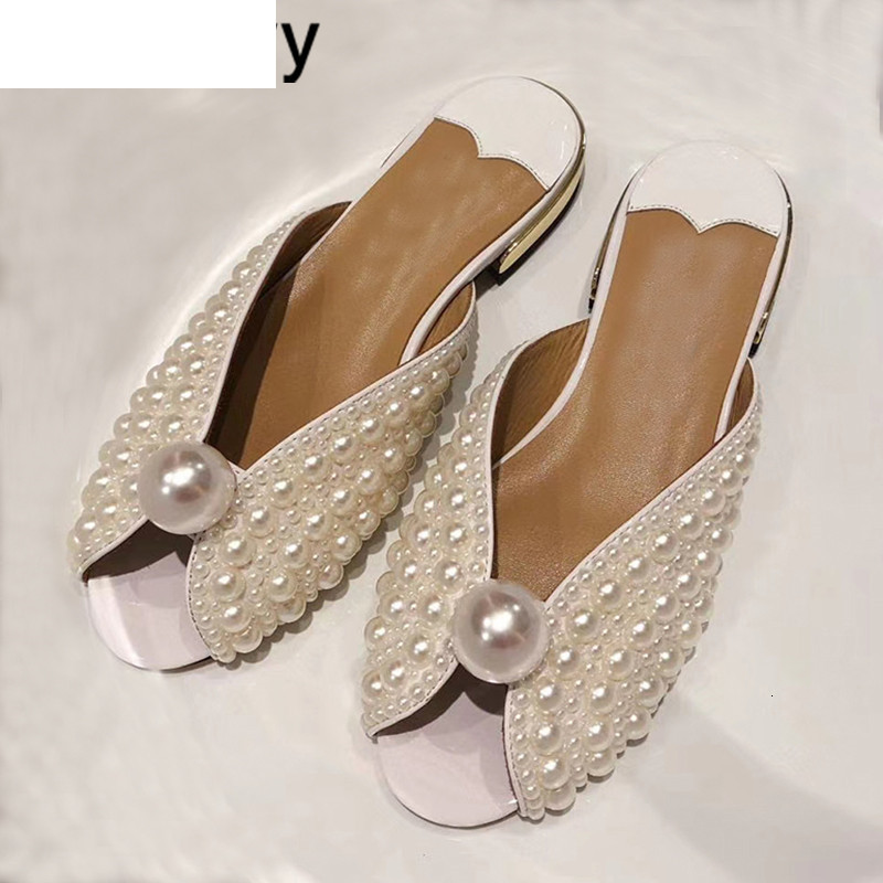 Sandals Summer pearled Slippers Woman flat heel shoes peep toe white string beaded Flipflops Outdoor vacation beach sandals ladies, Ivory
Sandals Summer pearled Slippers Woman flat heel shoes peep toe white string beaded Flipflops Outdoor vacation beach sandals ladies, Ivory