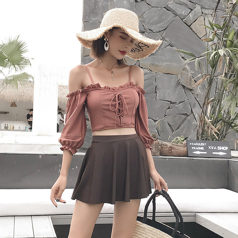 Maillot de bain bikini féminin trois pièces parfum conservateur petit coffre réunis montrant mince housse ventre sexy fendu coréen