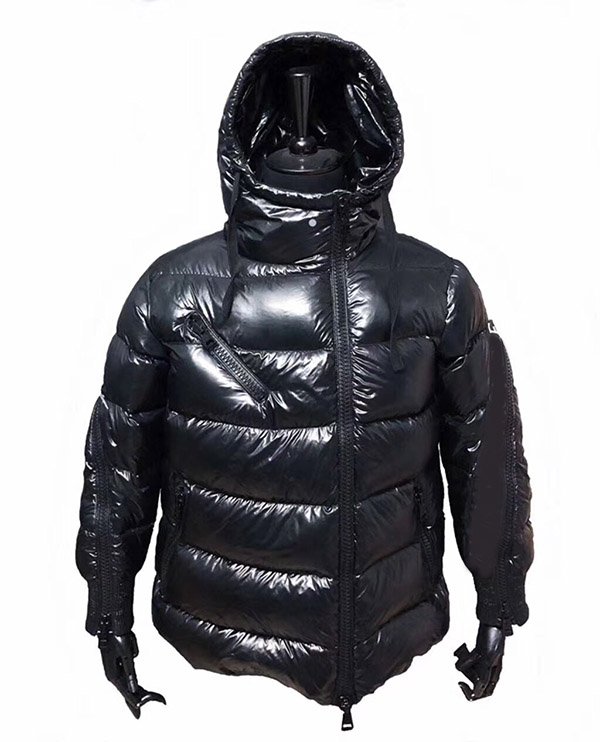 Co-branded Oblique Zipper down jacket for men and women of the same style France Fashion Luxury Designer mens jackets Size 0--3, Outside black inside black
Co-branded Oblique Zipper down jacket for men and women of the same style France Fashion Luxury Designer mens jackets Size 0--3, Outside black inside black