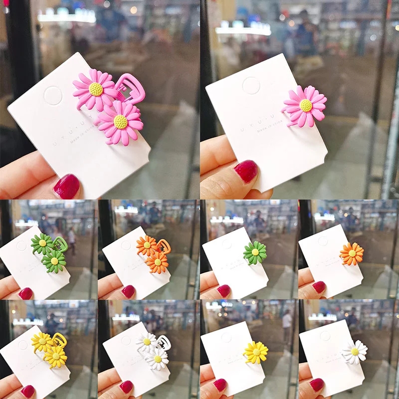 Hair Claws Metal Hair Clip Daisy Flower Acrylic Accessories Flower Hairpin Headwear Tins Clamps Large Small Size
Hair Claws Metal Hair Clip Daisy Flower Acrylic Accessories Flower Hairpin Headwear Tins Clamps Large Small Size