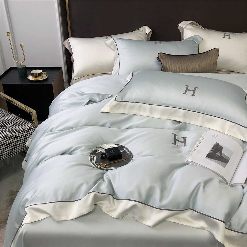 Solid color solid color double-sided lessel fiber wide edge bedding 60s Austrian orchid four piece set, White
Solid color solid color double-sided lessel fiber wide edge bedding 60s Austrian orchid four piece set, White