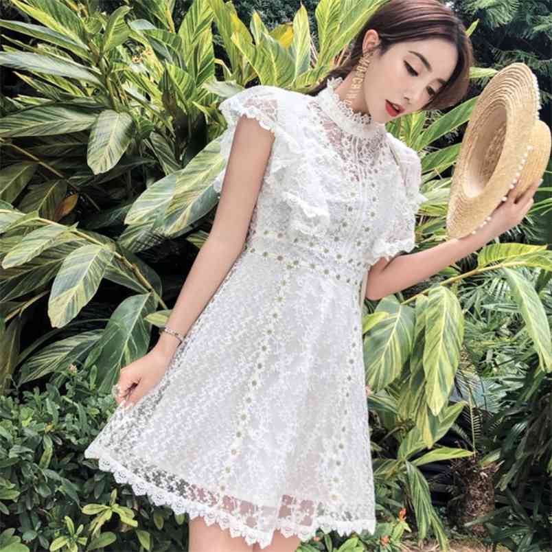Summer Women Sexy Embroidery Hollow Out White Lace Dress Ladies High Waist Short Sleeve Elegant Party Vestidos 210519, Picture color
Summer Women Sexy Embroidery Hollow Out White Lace Dress Ladies High Waist Short Sleeve Elegant Party Vestidos 210519, Picture color