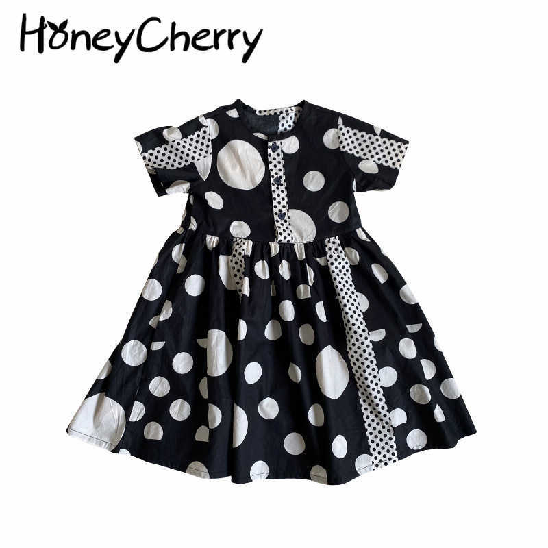 summer girls black and white contrast geometric element pattern dress kids dresses for girls 210701
summer girls black and white contrast geometric element pattern dress kids dresses for girls 210701