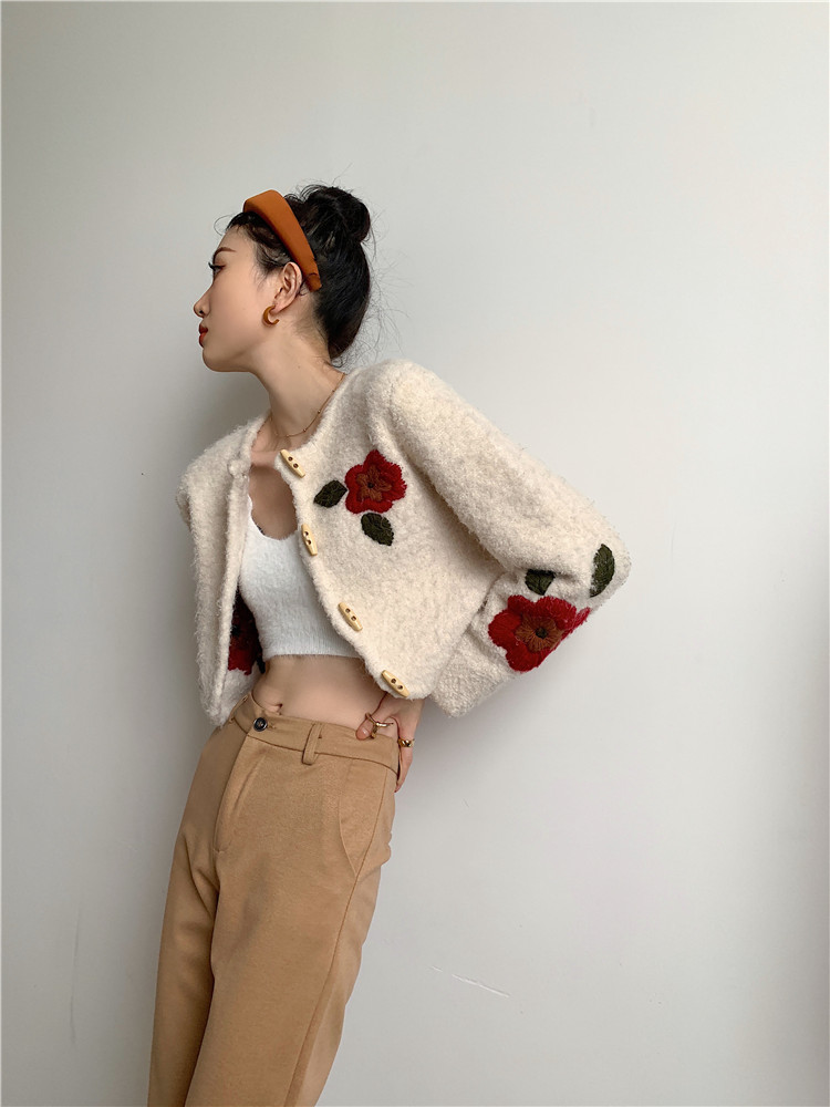 Embroidered Sweater Cardigan Women Wool Horn Button Up Crewneck Khaki Winter Fashion Coat 210427